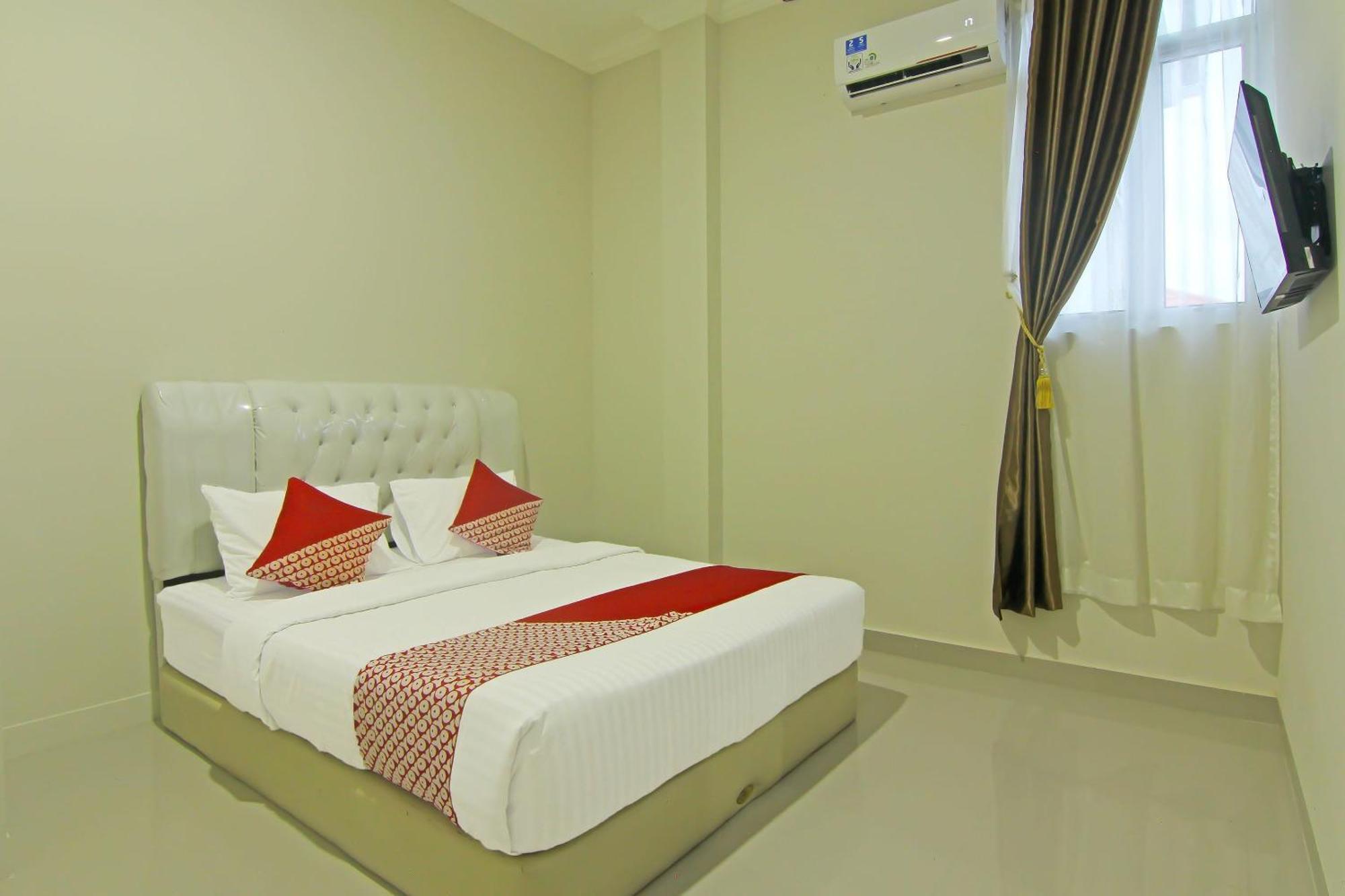 Utama Residence Padang  Esterno foto