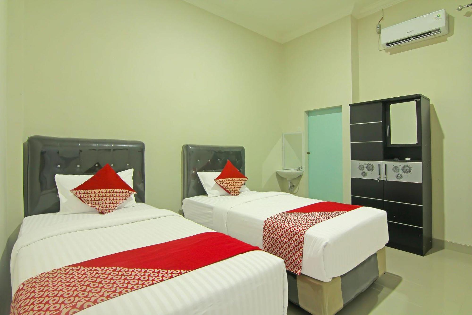 Utama Residence Padang  Esterno foto